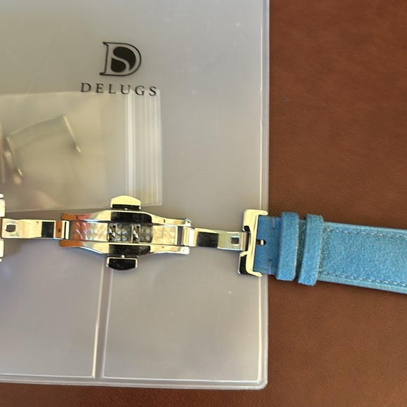 DELUGS suede watch strap, stainlesss deployment clasp/buckle included- 22mm - Picture 5 of 8